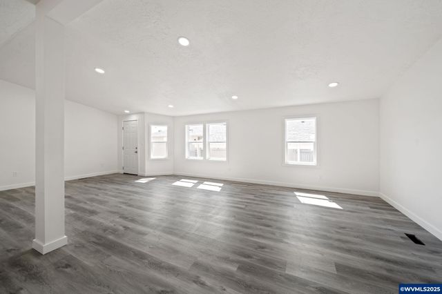 1949 SE Palmquist Rd 42, Gresham, OR 97080