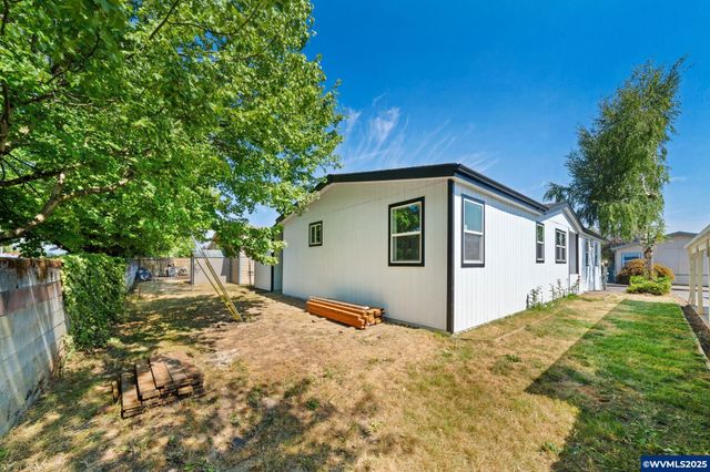 1949 SE Palmquist Rd 42, Gresham, OR 97080
