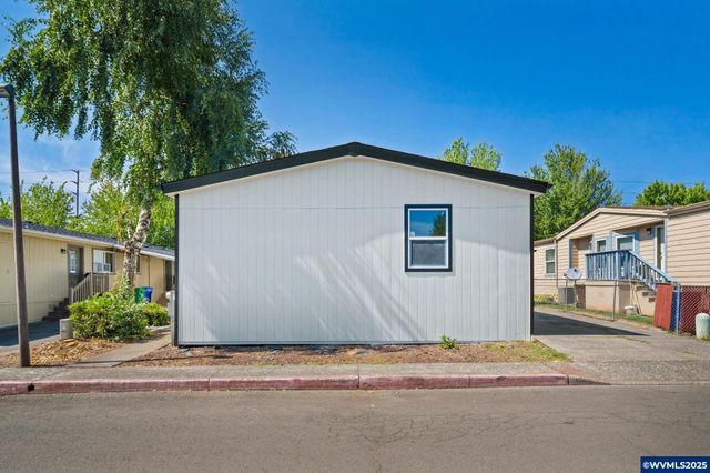 1949 SE Palmquist Rd 42, Gresham, OR 97080