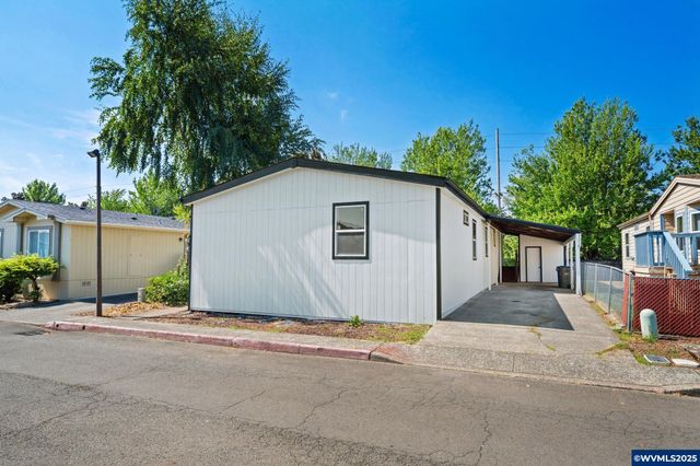 1949 SE Palmquist Rd 42, Gresham, OR 97080
