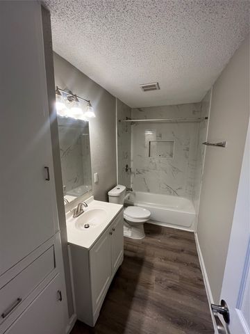 9415 Musgrave Drive, Dallas, TX 75217