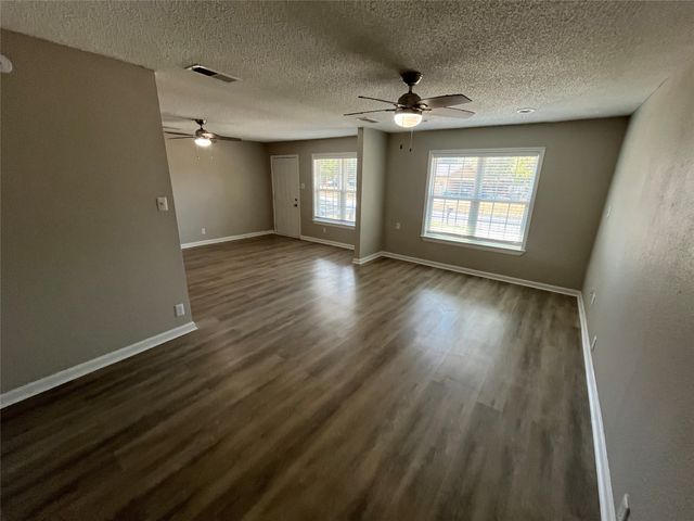 9415 Musgrave Drive, Dallas, TX 75217
