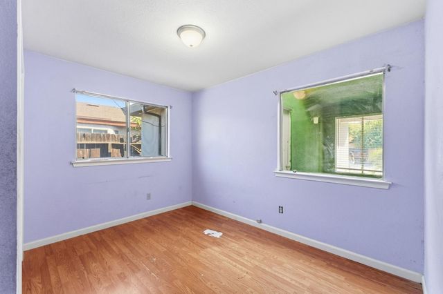 5038 W Donner Avenue, Fresno, CA 93722