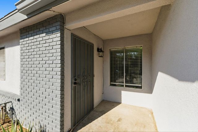 5038 W Donner Avenue, Fresno, CA 93722