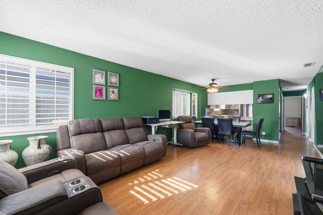 5038 W Donner Avenue, Fresno, CA 93722