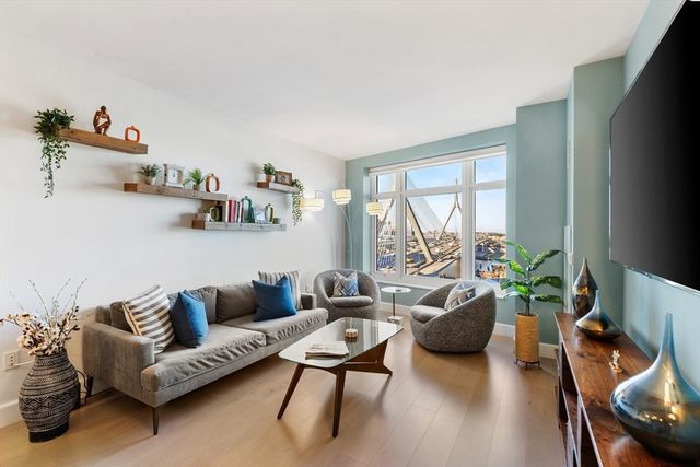 100 Lovejoy Wharf 9F, Boston, MA 02114