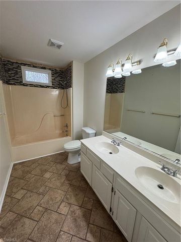 225 Bradford Place Lane, Lewisville, NC 27023