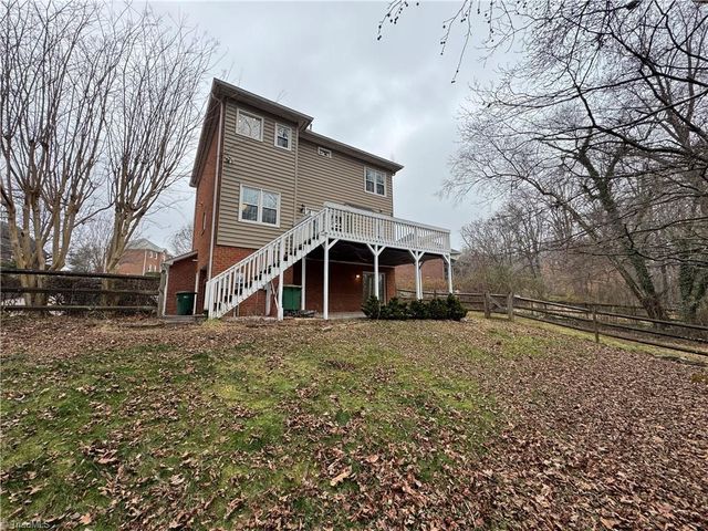 225 Bradford Place Lane, Lewisville, NC 27023