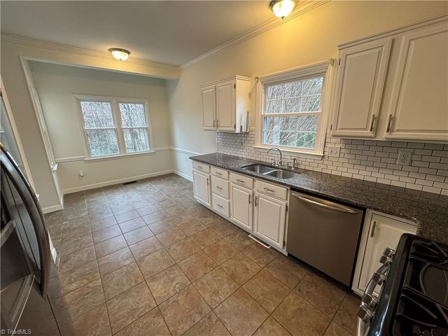 225 Bradford Place Lane, Lewisville, NC 27023