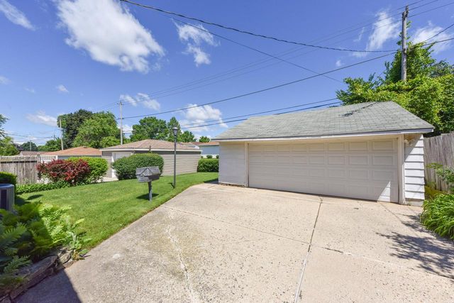 3426 E Whittaker AVENUE, Cudahy, WI 53110