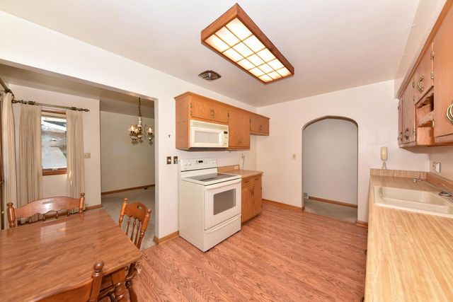 3426 E Whittaker AVENUE, Cudahy, WI 53110