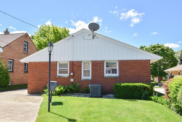 3426 E Whittaker AVENUE, Cudahy, WI 53110