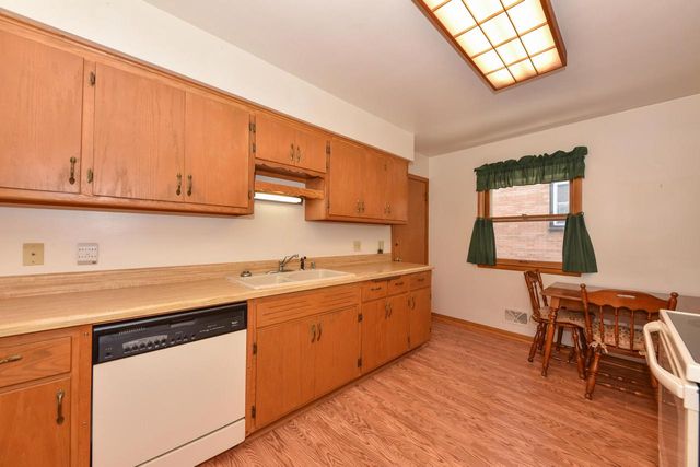 3426 E Whittaker AVENUE, Cudahy, WI 53110