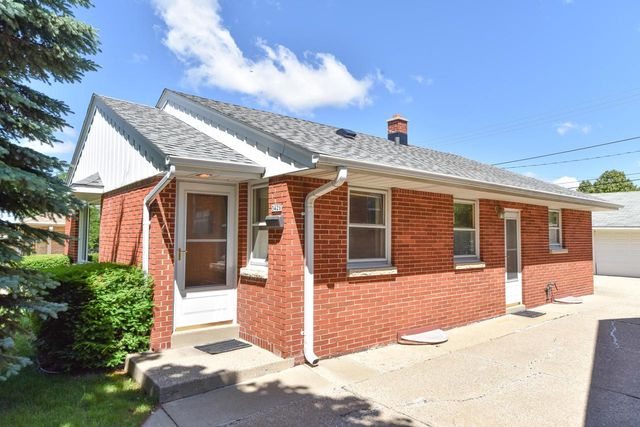 3426 E Whittaker AVENUE, Cudahy, WI 53110