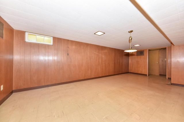 3426 E Whittaker AVENUE, Cudahy, WI 53110