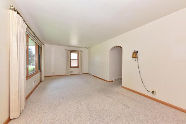 3426 E Whittaker AVENUE, Cudahy, WI 53110
