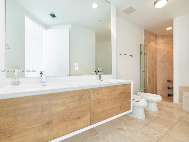 18201 Collins Avenue 4709A, Sunny Isles Beach, FL 33160