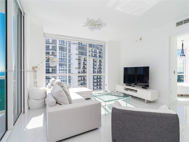 18201 Collins Avenue 4709A, Sunny Isles Beach, FL 33160