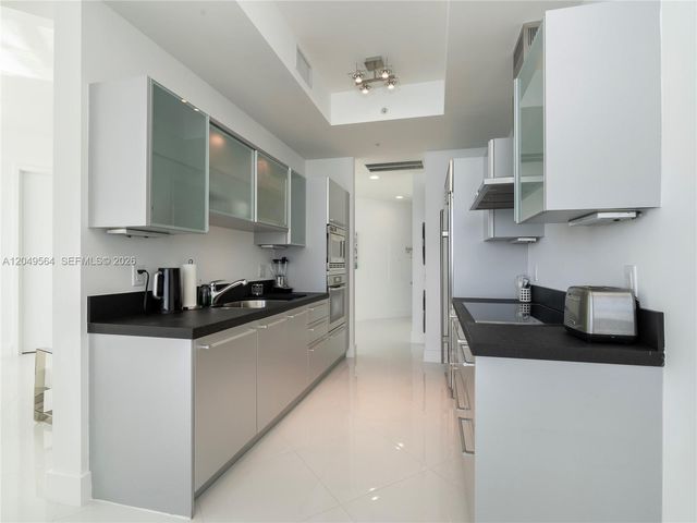 18201 Collins Avenue 4709A, Sunny Isles Beach, FL 33160