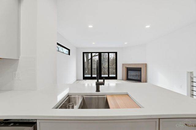 967 Windsor Street, Cincinnati, OH 45206