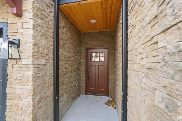 967 Windsor Street, Cincinnati, OH 45206