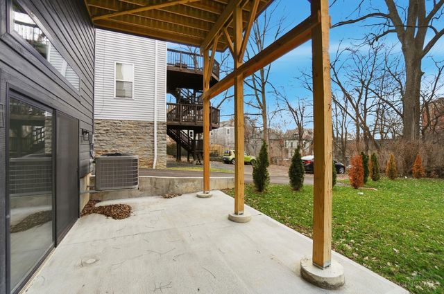 967 Windsor Street, Cincinnati, OH 45206