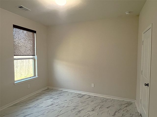 96 Jessica Drive, Dayton, TX 77535