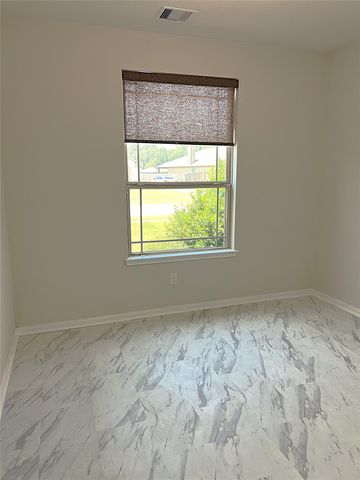 96 Jessica Drive, Dayton, TX 77535