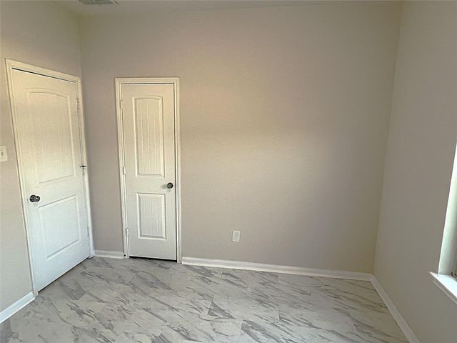 96 Jessica Drive, Dayton, TX 77535