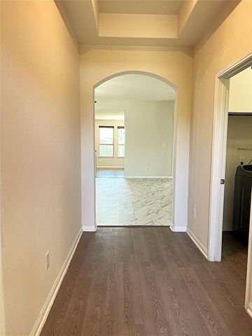 96 Jessica Drive, Dayton, TX 77535