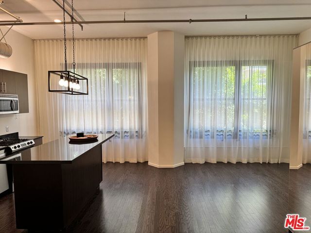 1645 N Vine Street 303, Los Angeles, CA 90028