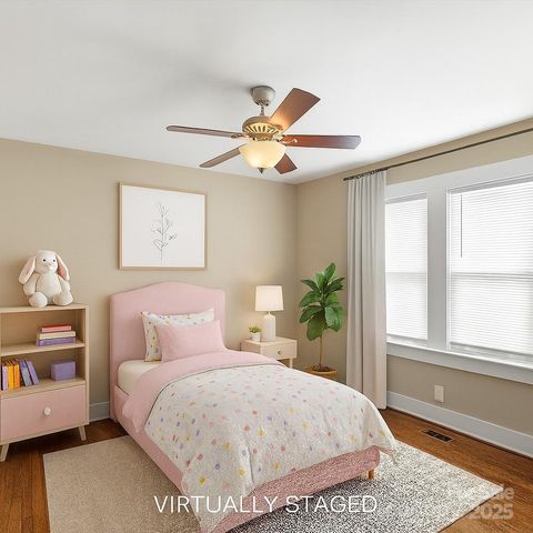 492 14th Avenue NE, Hickory, NC 28601