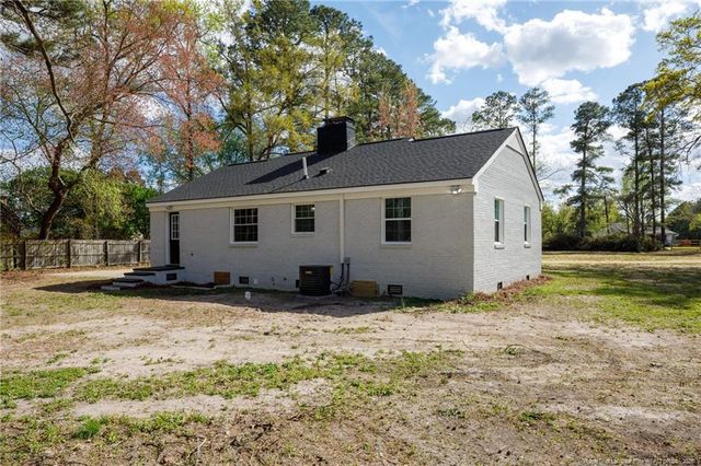 2634 W Tobemory Road, Parkton, NC 28371