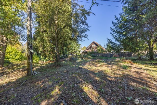 12900 Beverly Park Road, Mukilteo, WA 98275