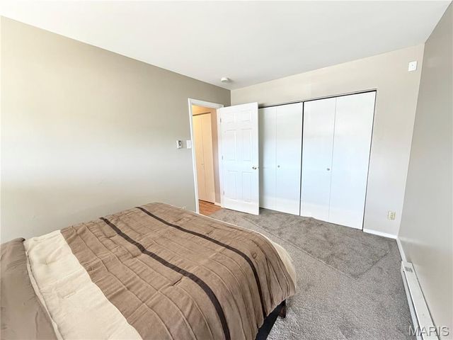 7594 Hazelcrest Drive B, Hazelwood, MO 63042