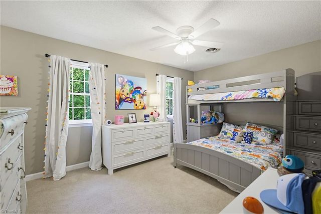 240 Lilac Drive, Kernersville, NC 27284