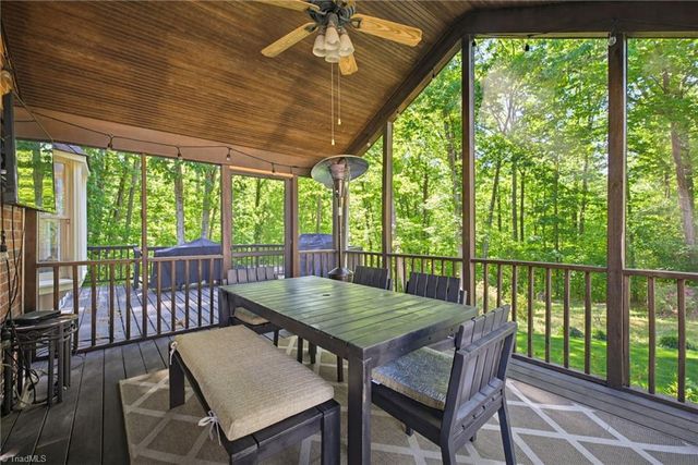 240 Lilac Drive, Kernersville, NC 27284