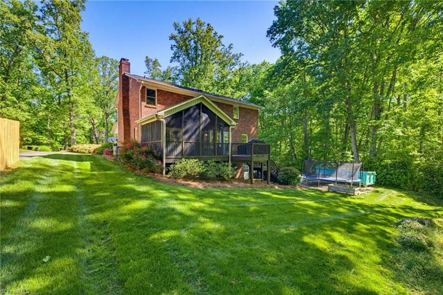 240 Lilac Drive, Kernersville, NC 27284