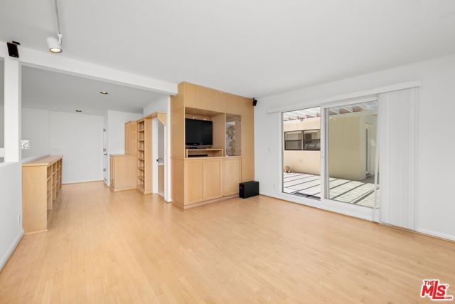 6206 Pacific Avenue 2, Playa Del Rey (los Angeles), CA 90293