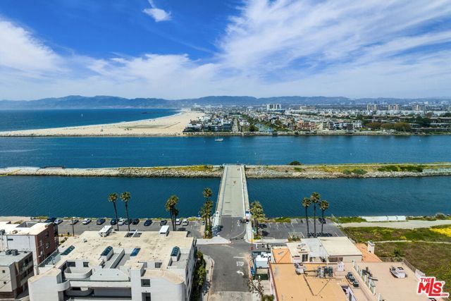 6206 Pacific Avenue 2, Playa Del Rey (los Angeles), CA 90293