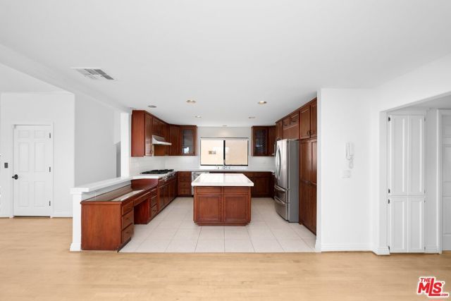6206 Pacific Avenue 2, Playa Del Rey (los Angeles), CA 90293