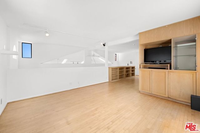 6206 Pacific Avenue 2, Playa Del Rey (los Angeles), CA 90293
