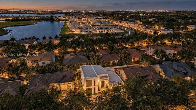 16022 NW 83rd Ct, Miami Lakes, FL 33016