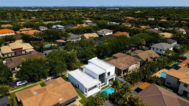 16022 NW 83rd Ct, Miami Lakes, FL 33016