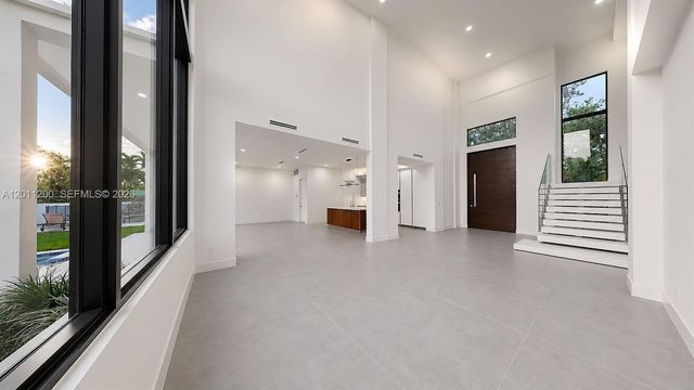 16022 NW 83rd Ct, Miami Lakes, FL 33016