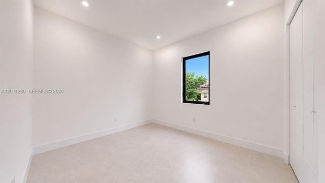 16022 NW 83rd Ct, Miami Lakes, FL 33016