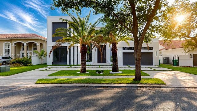 16022 NW 83rd Ct, Miami Lakes, FL 33016