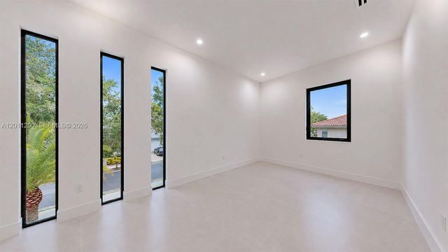 16022 NW 83rd Ct, Miami Lakes, FL 33016