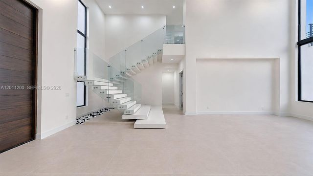 16022 NW 83rd Ct, Miami Lakes, FL 33016