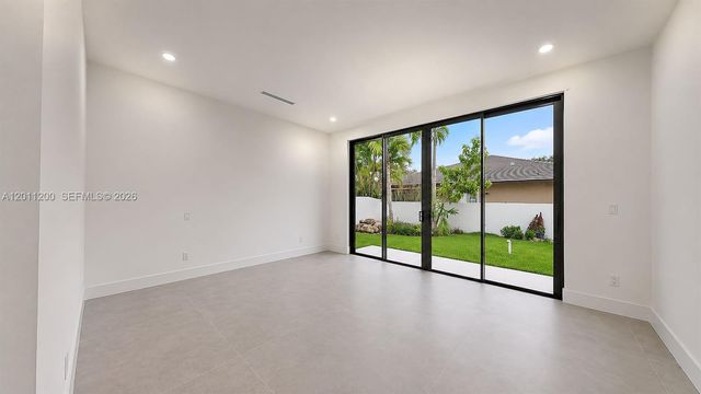 16022 NW 83rd Ct, Miami Lakes, FL 33016